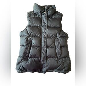 Theory Women’s Black puffer vest small ✳️ No hood